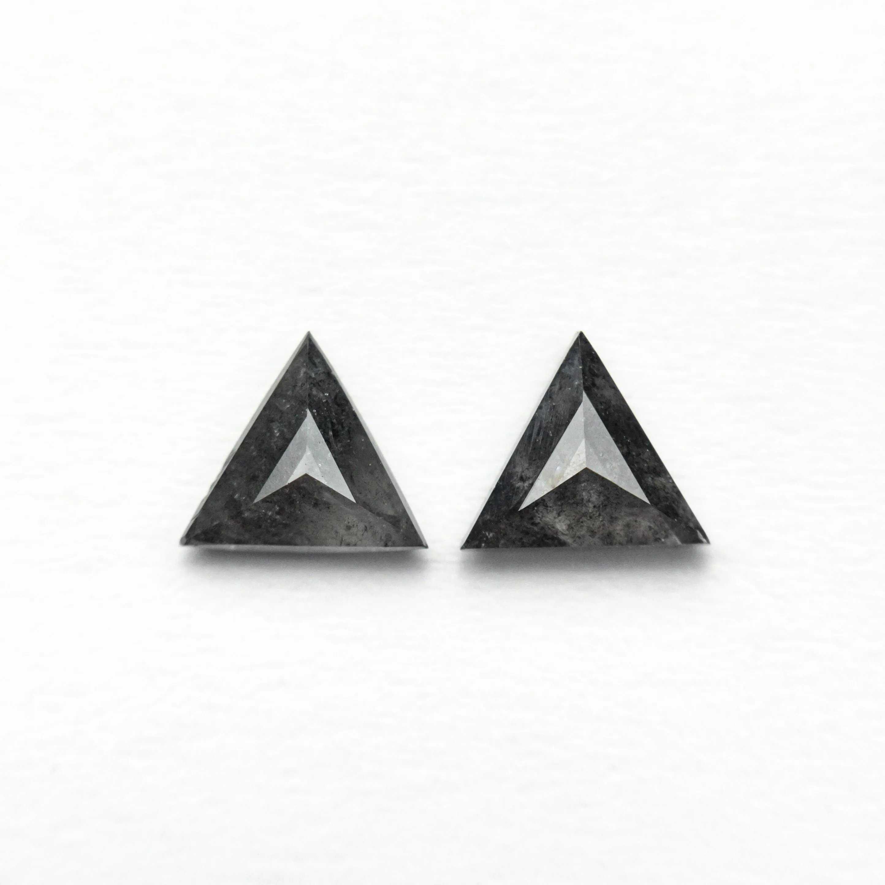 0.53cttw 2pc 5.05x4.52x1.94mm 5.11x4.48x1.95mm Triangle Rosecut Matching Pair 24455-01