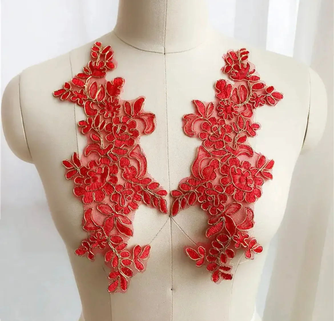 4 pcs E-Lace Applique