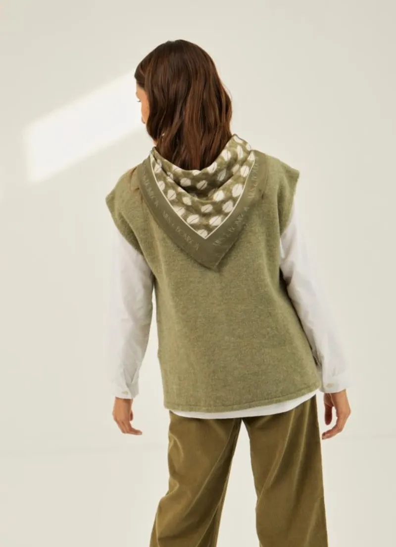 Alalo Knit Vest