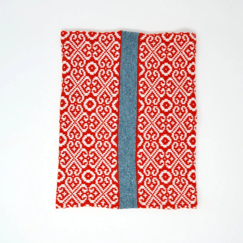 Baltic Heritage Snood - Red