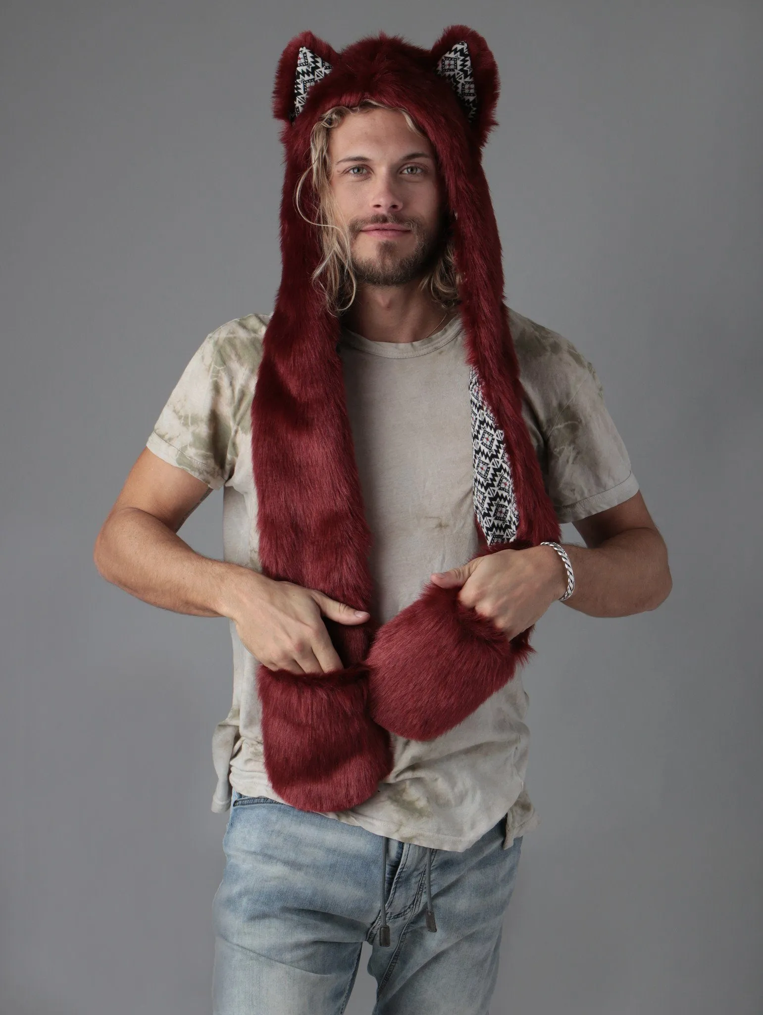 Fire Wolf CE SpiritHood