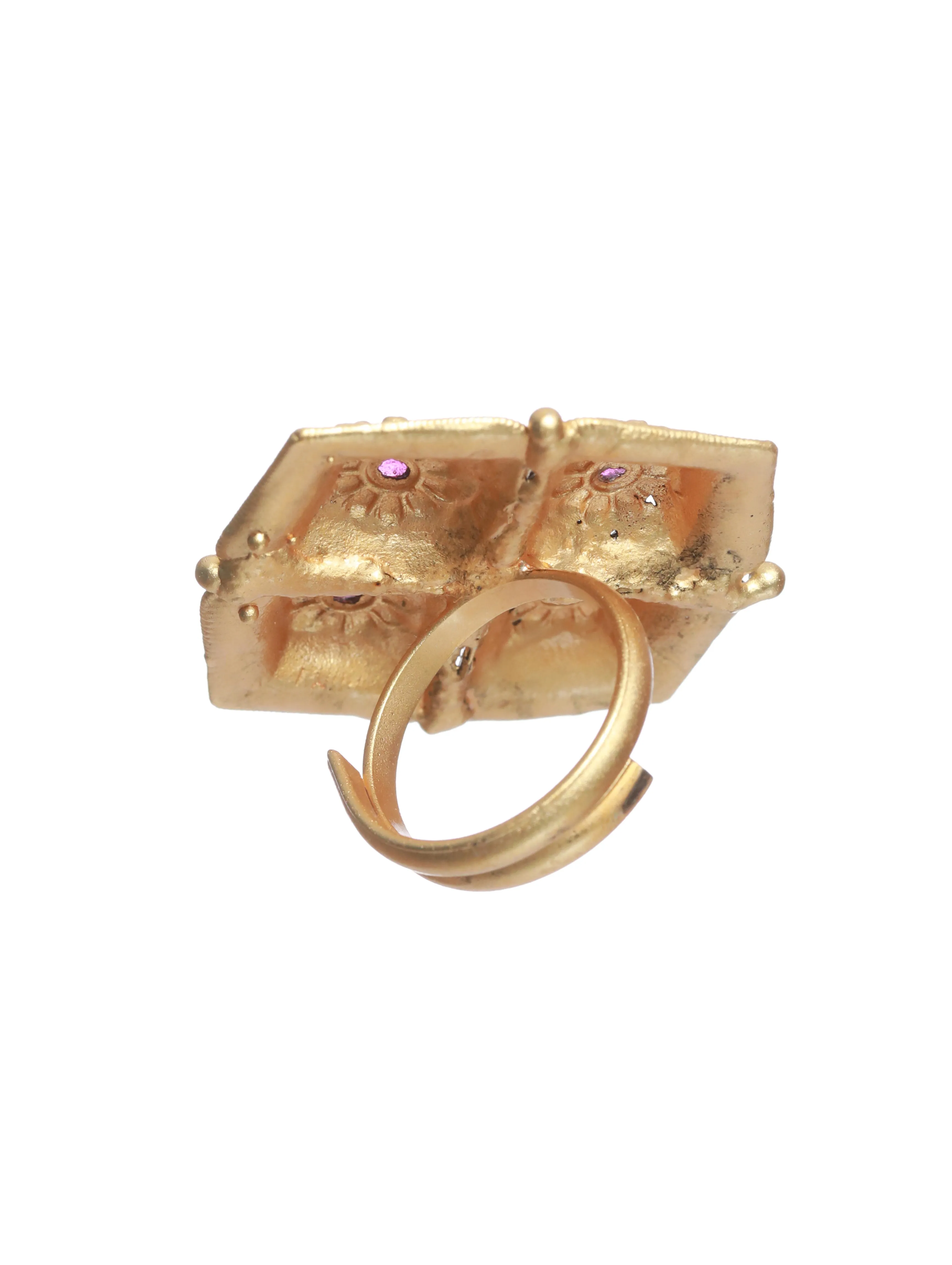 Gold-Plated Marron & Green Stone-Studded Finger Ring