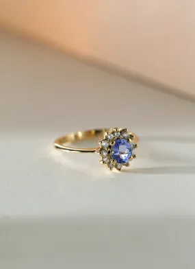 Hera entourage diamond tanzanite ring 14k gold