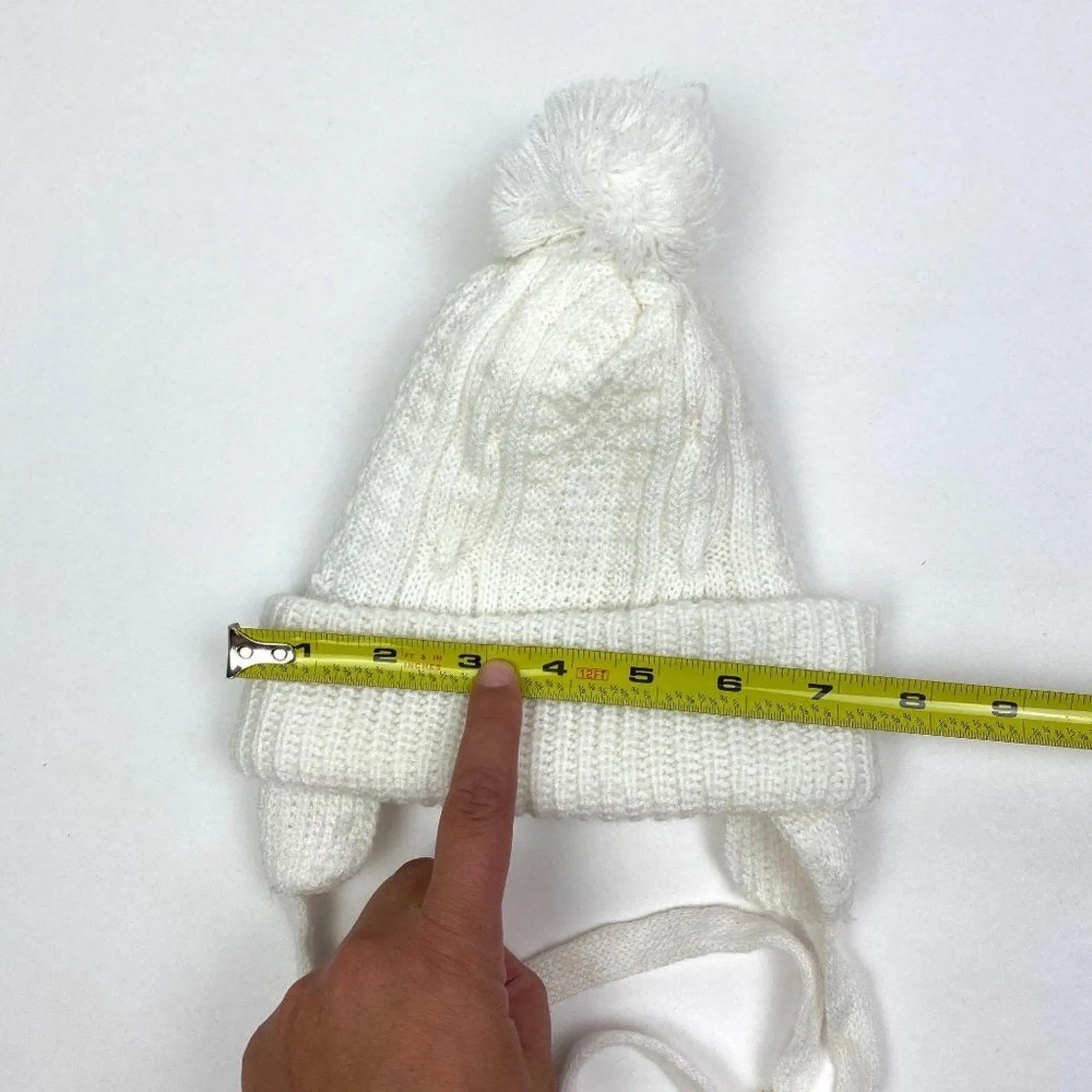 Just Friends Girls 90s Knit White Pom Pom Hat