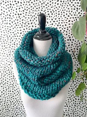 Neckwarmer in Blue Lagoon